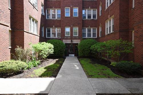 242 S Maple Unit 3S, Oak Park, IL 60302