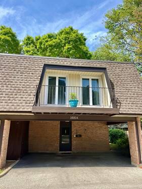 1935 Tanglewood Unit K, Glenview, IL 60025