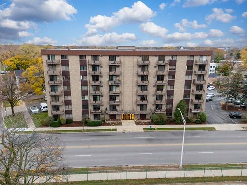 850 Des Plaines Unit 101, Forest Park, IL 60130
