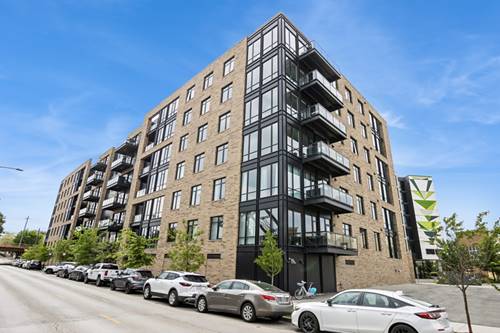 1701 W Webster Unit 611, Chicago, IL 60614