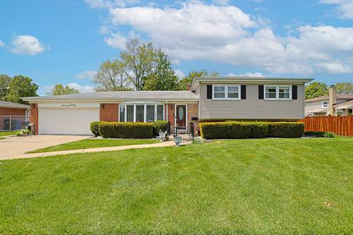 1703 W Robbie, Mount Prospect, IL 60056