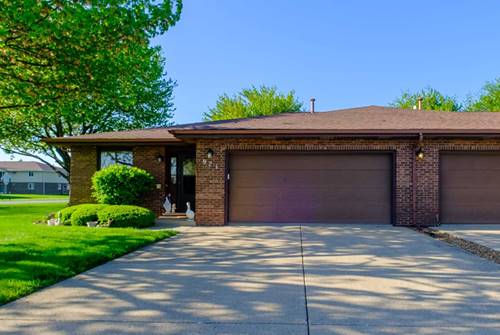 921 Shagbark Unit 921, New Lenox, IL 60451