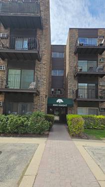8905 Knight Unit 401, Des Plaines, IL 60016