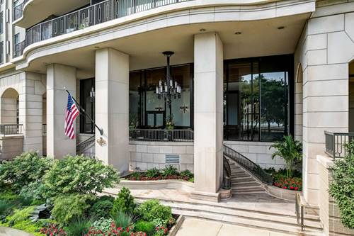 1040 N Lake Shore Unit 30B, Chicago, IL 60611