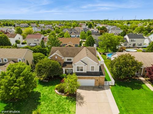 1701 Wintercrest, Shorewood, IL 60404