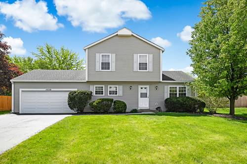 1400 Carleton, Naperville, IL 60565