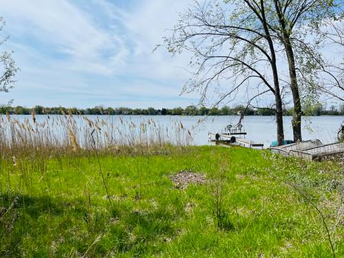 34871 N Lake Shore, Lake Villa, IL 60046