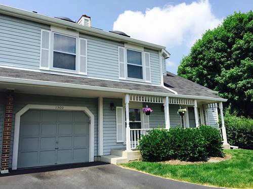 1300 Queensgreen, Naperville, IL 60563