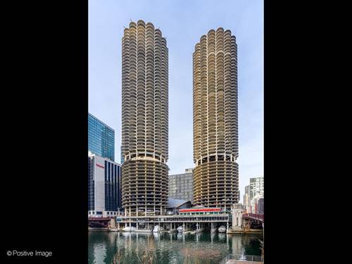 300 N State Unit 2606, Chicago, IL 60654