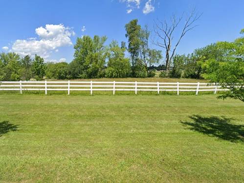 250 Honey Lake, North Barrington, IL 60010