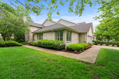 16 Pine Needles, Lemont, IL 60439