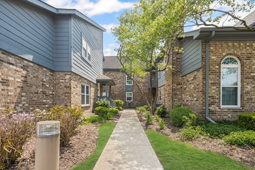 11 Foxcroft Unit 11-131, Naperville, IL 60565
