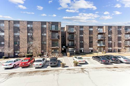 8905 Knight Unit 218, Des Plaines, IL 60016