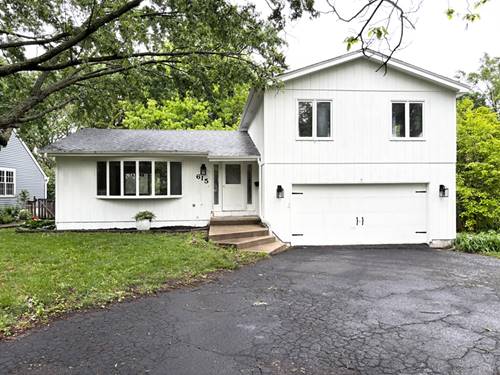615 N Blanchard, Wheaton, IL 60187