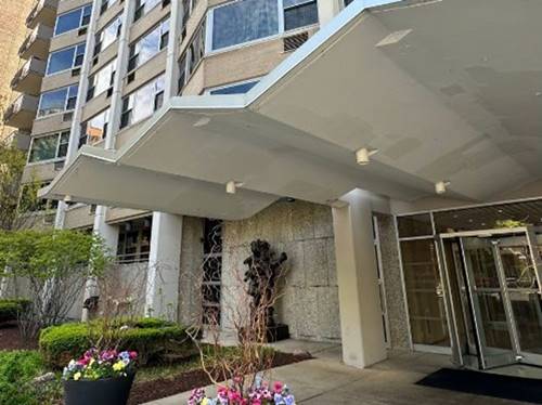 555 W Cornelia Unit 1301, Chicago, IL 60657