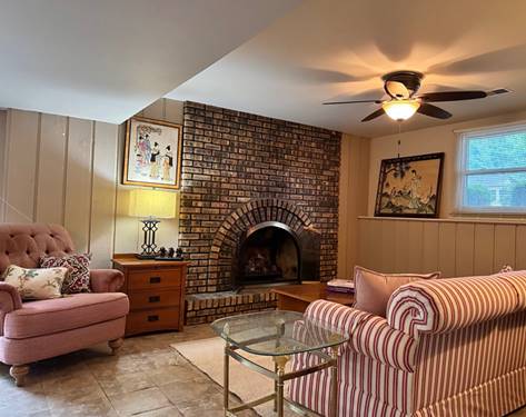 416 Trinity, Buffalo Grove, IL 60089