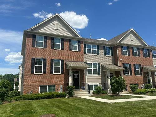 173 Lake Shore, Oswego, IL 60543