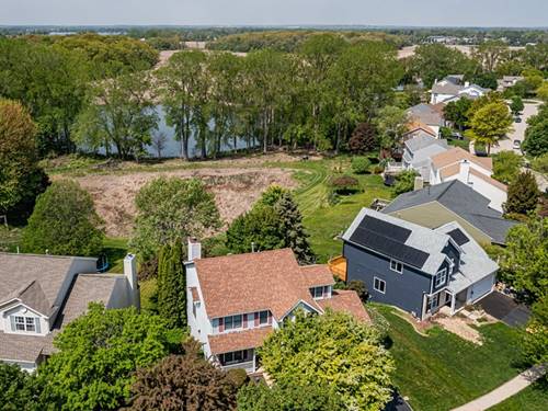 1196 Edgewater, Antioch, IL 60002