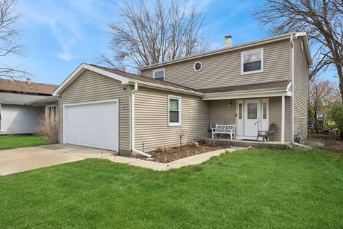 7 Woodmar, Streamwood, IL 60107