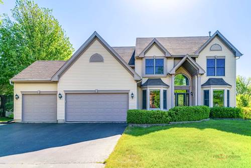 1701 Driftwood, Crystal Lake, IL 60014
