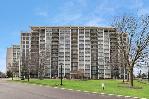 8801 W Golf Unit 12B, Niles, IL 60714