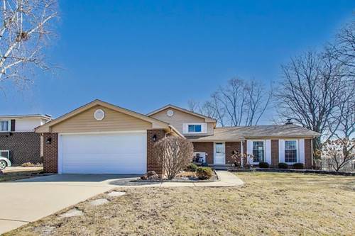2023 N Shenandoah, Arlington Heights, IL 60004