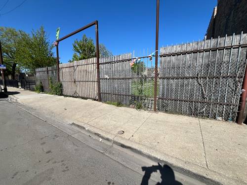 1125 N Pulaski, Chicago, IL 60651