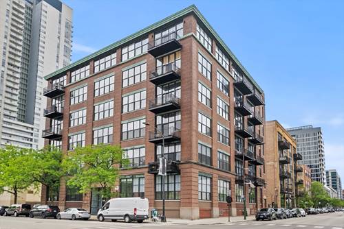 817 W Washington Unit 503, Chicago, IL 60607