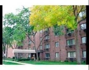 835 Pearson Unit 101, Des Plaines, IL 60016