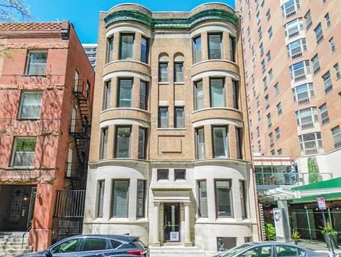 10 W Chestnut, Chicago, IL 60610