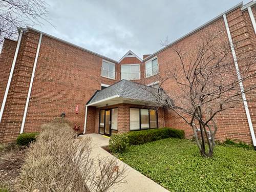 805 Leicester Unit 103, Elk Grove Village, IL 60007