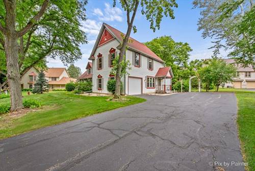 740 Victoria, Woodstock, IL 60098