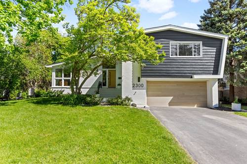 2300 Swainwood, Glenview, IL 60025