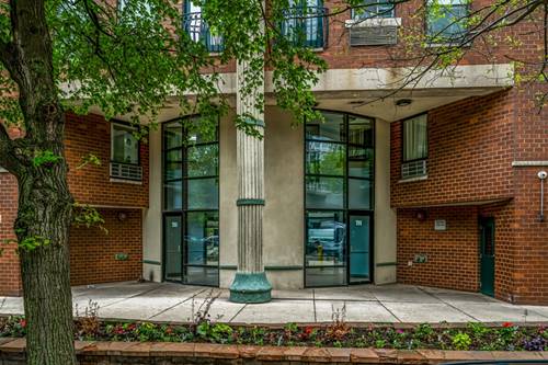 711 W Gordon Unit 524, Chicago, IL 60613