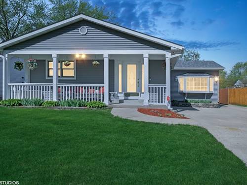 1713 Meadow, Mchenry, IL 60050