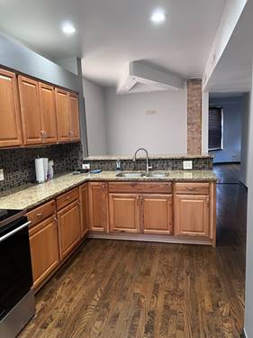 6824 S Dorchester Unit 2, Chicago, IL 60637