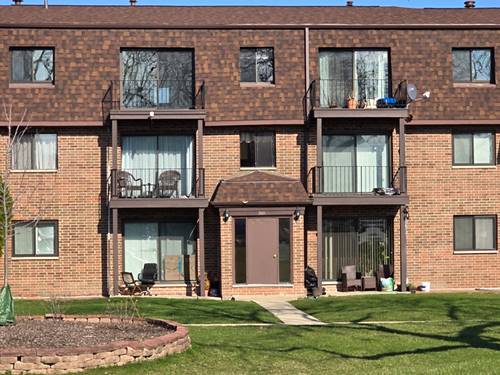 501 Mchenry Unit 3B, Wheeling, IL 60090