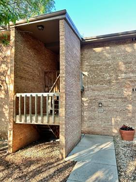 6019 Forest View Unit 2B, Lisle, IL 60532
