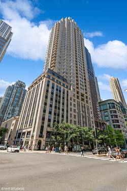 118 E Erie Unit 21D, Chicago, IL 60611