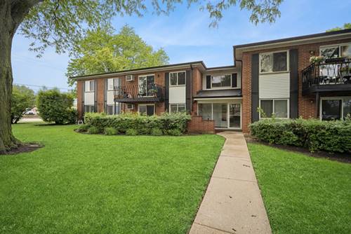 2443 E Brandenberry Unit 1B, Arlington Heights, IL 60004