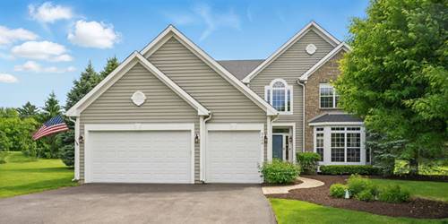3404 Royal Woods, Crystal Lake, IL 60014