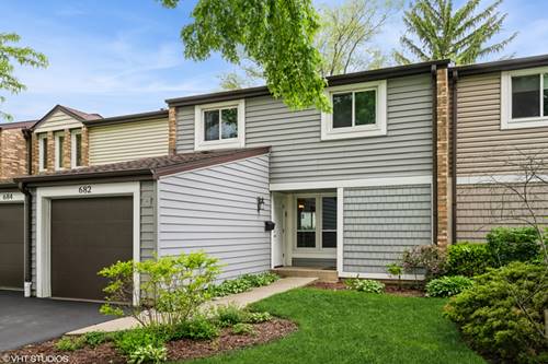 682 Lakeside Circle, Wheeling, IL 60090
