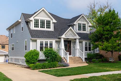 732 S Mitchell, Elmhurst, IL 60126