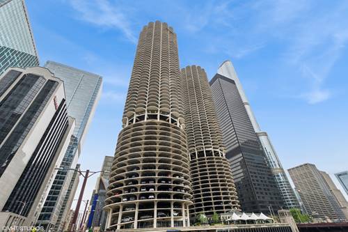 300 N State Unit 3205, Chicago, IL 60654
