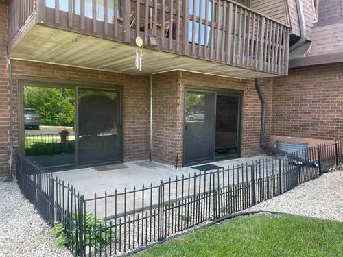 1616 Richmond Unit 101, Joliet, IL 60435