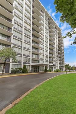 8801 W Golf Unit 10C, Niles, IL 60714