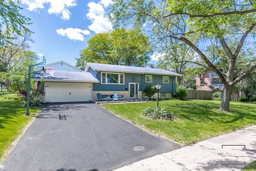 25 Olympus, Naperville, IL 60540