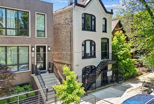 2233 W Shakespeare Unit 1F, Chicago, IL 60647