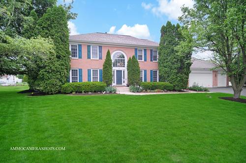4 Dryden, Algonquin, IL 60102