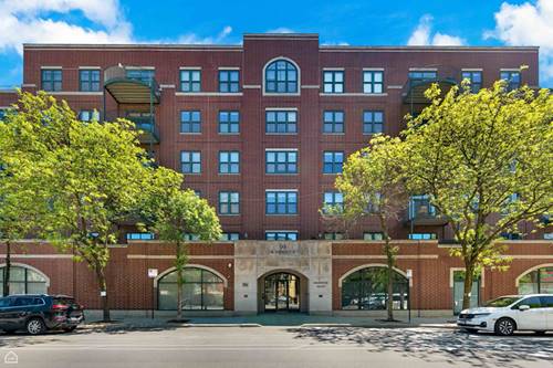 1301 W Washington Unit 305, Chicago, IL 60607